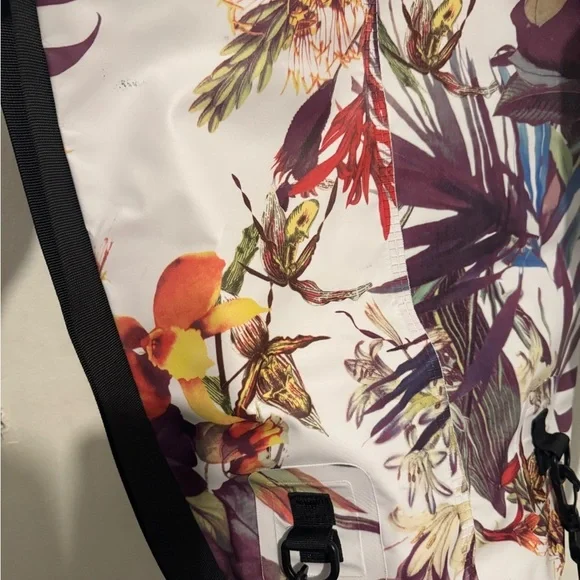 Vibrant Floral backpack Bag - Picture 8 of 9